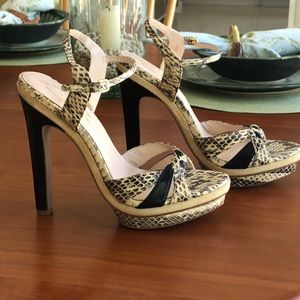 Elie Tahari snake skin heels 38.5